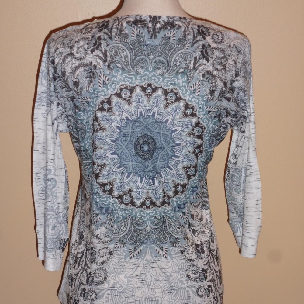 Embellished Top - Picture 6 of 7